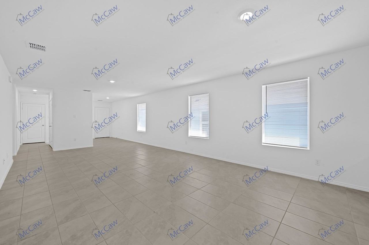 9217 Grackle Pl - Photo 3 of 20