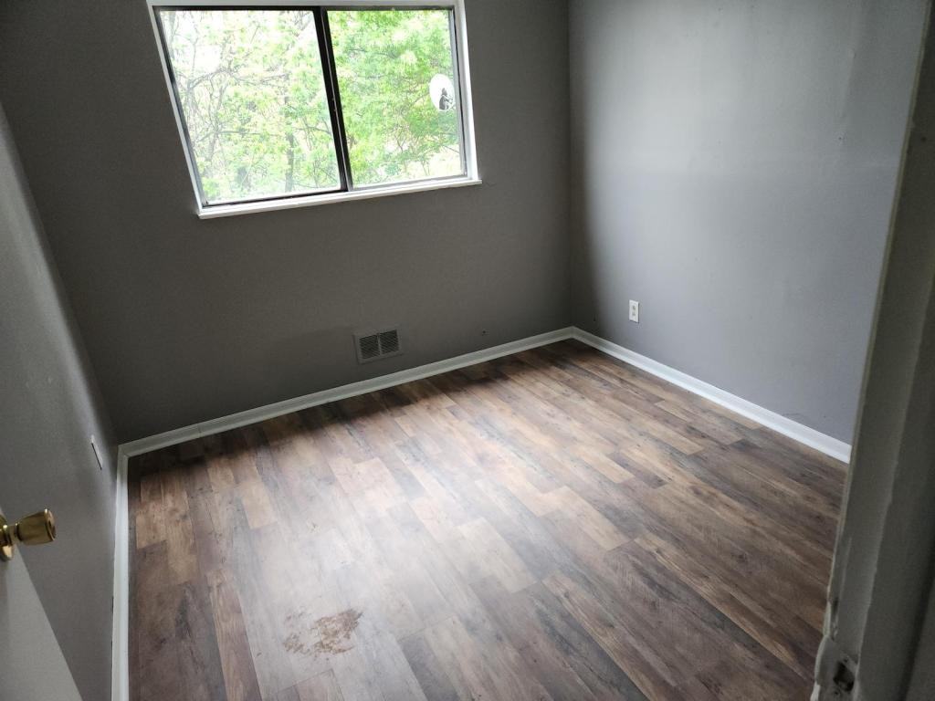 325 Palma St - Photo 4 of 34