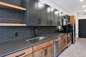 featured image of 424 N 3rd St