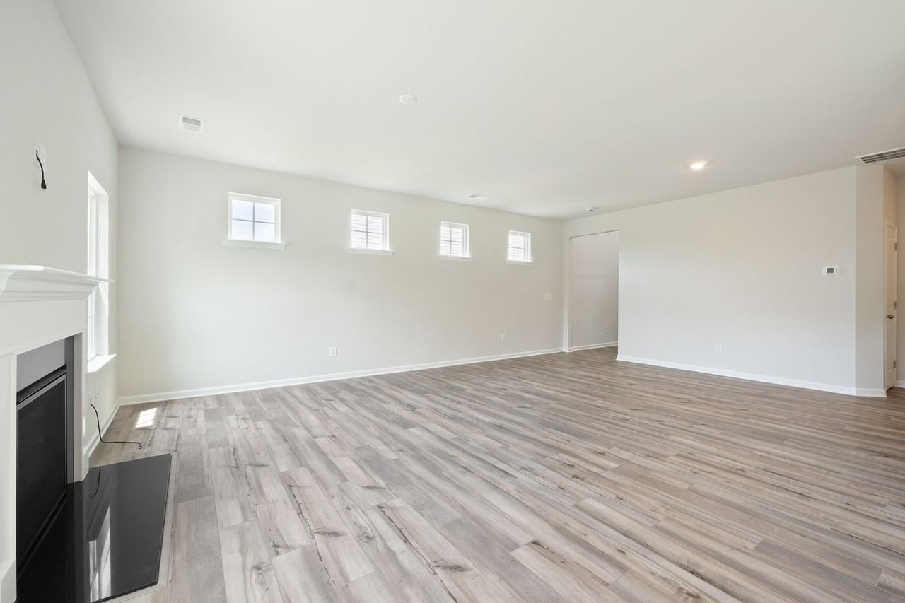 13012 Lannister Dr - Photo 7 of 38