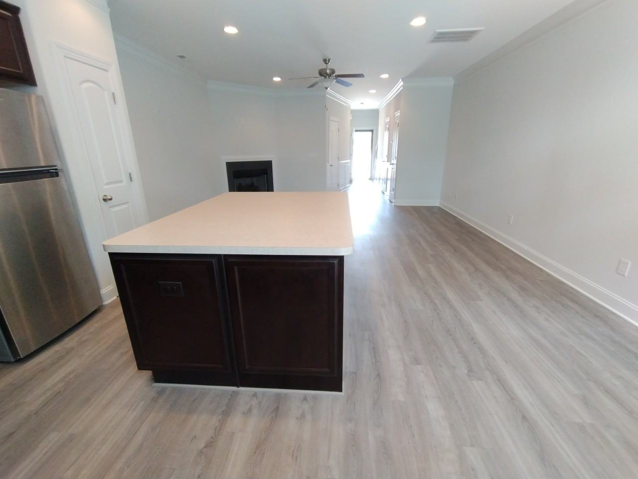 Galloway Ct #3844 - Photo 3 of 13