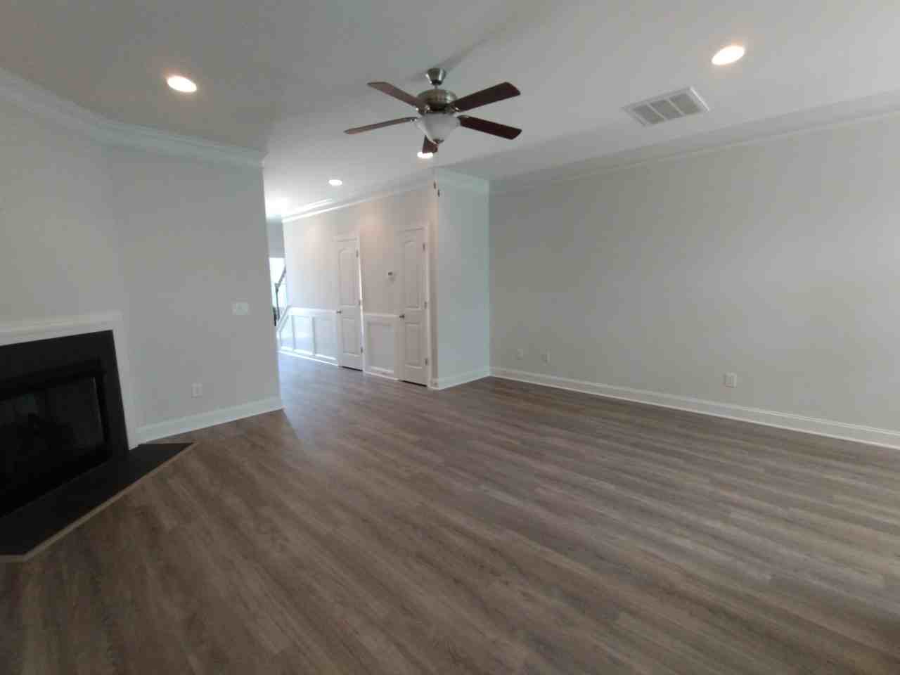 Galloway Ct #3844 - Photo 4 of 13