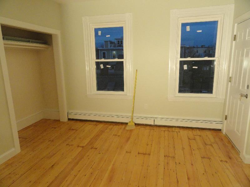 221 Norfolk St #2 - Photo 5 of 11