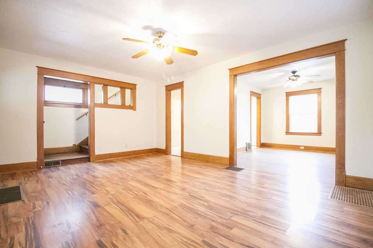 4122 Fairview Dr #NA - Photo 5 of 24