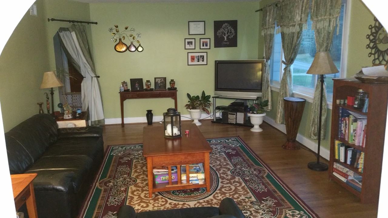 105 A P Hill Ave - Photo 3 of 10