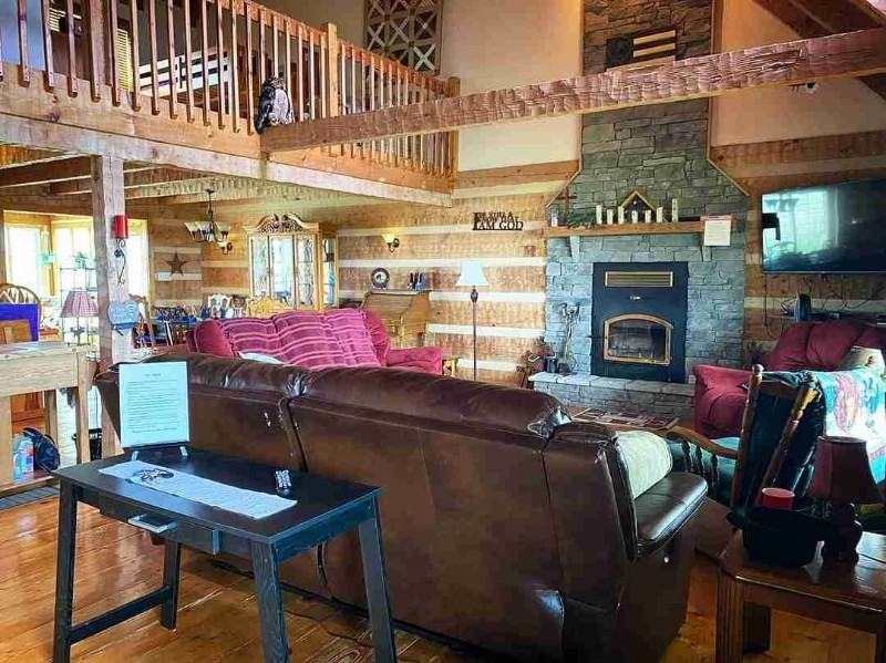 335 Hovermale Ln - Photo 6 of 35