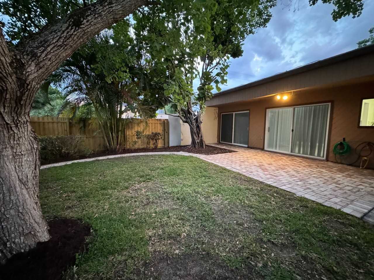 2304 Inagua Way - Photo 2 of 15