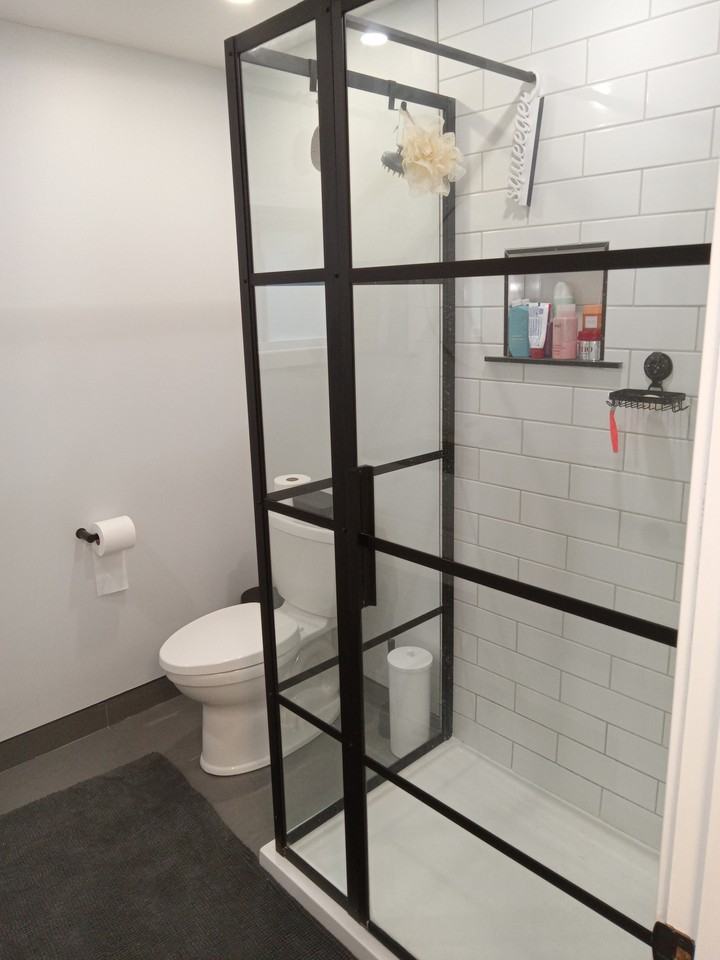 4122 Dursley Crescent - Photo 3 of 17
