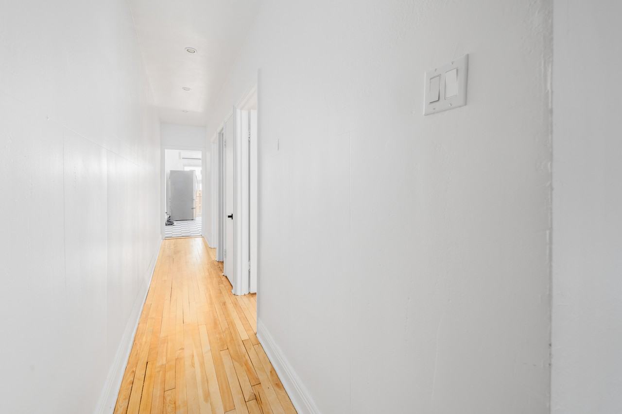 5856 Avenue Bannantyne - Photo 2 of 19