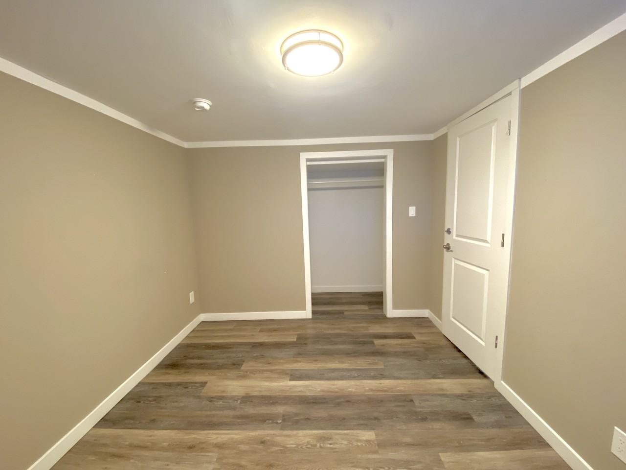 345 Bunting Rd - Photo 3 of 27