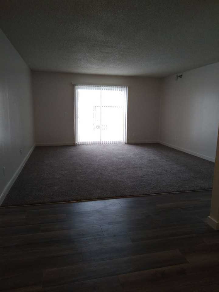 Shadowlawn Estates - Photo 2 of 18