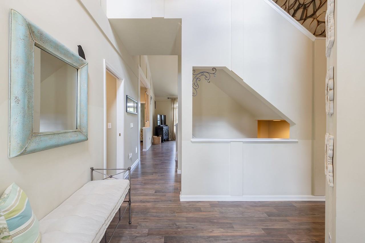 7914 Kilmory Cir - Photo 3 of 30