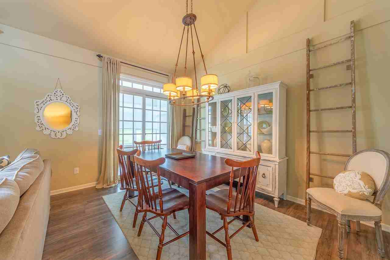 7914 Kilmory Cir - Photo 7 of 30