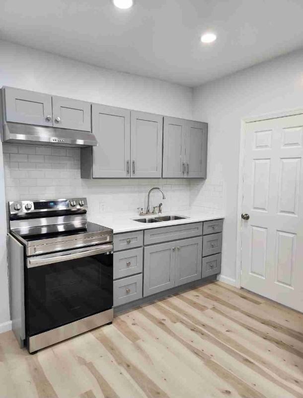 1153 S Valley Ave - Photo 2 of 12