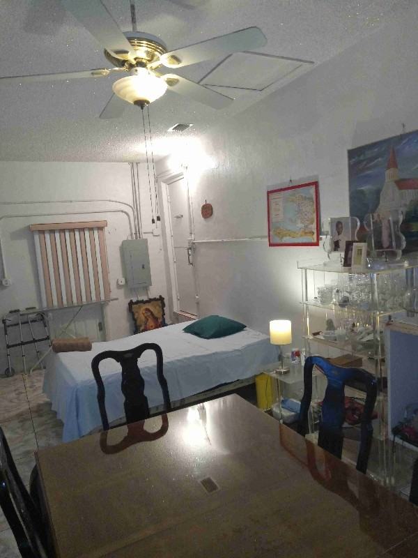 1871 Ne 181st St - Photo 5 of 21