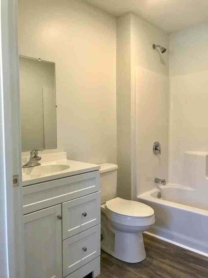 243 Bridge Street - Photo 5 of 29