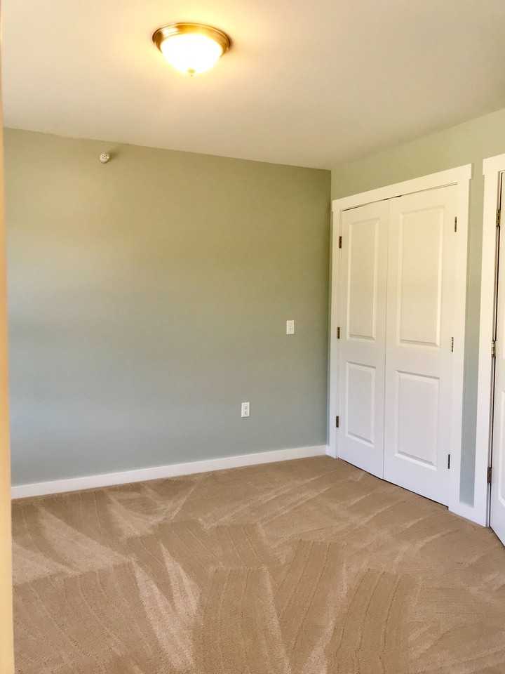 243 Bridge Street - Photo 7 of 29