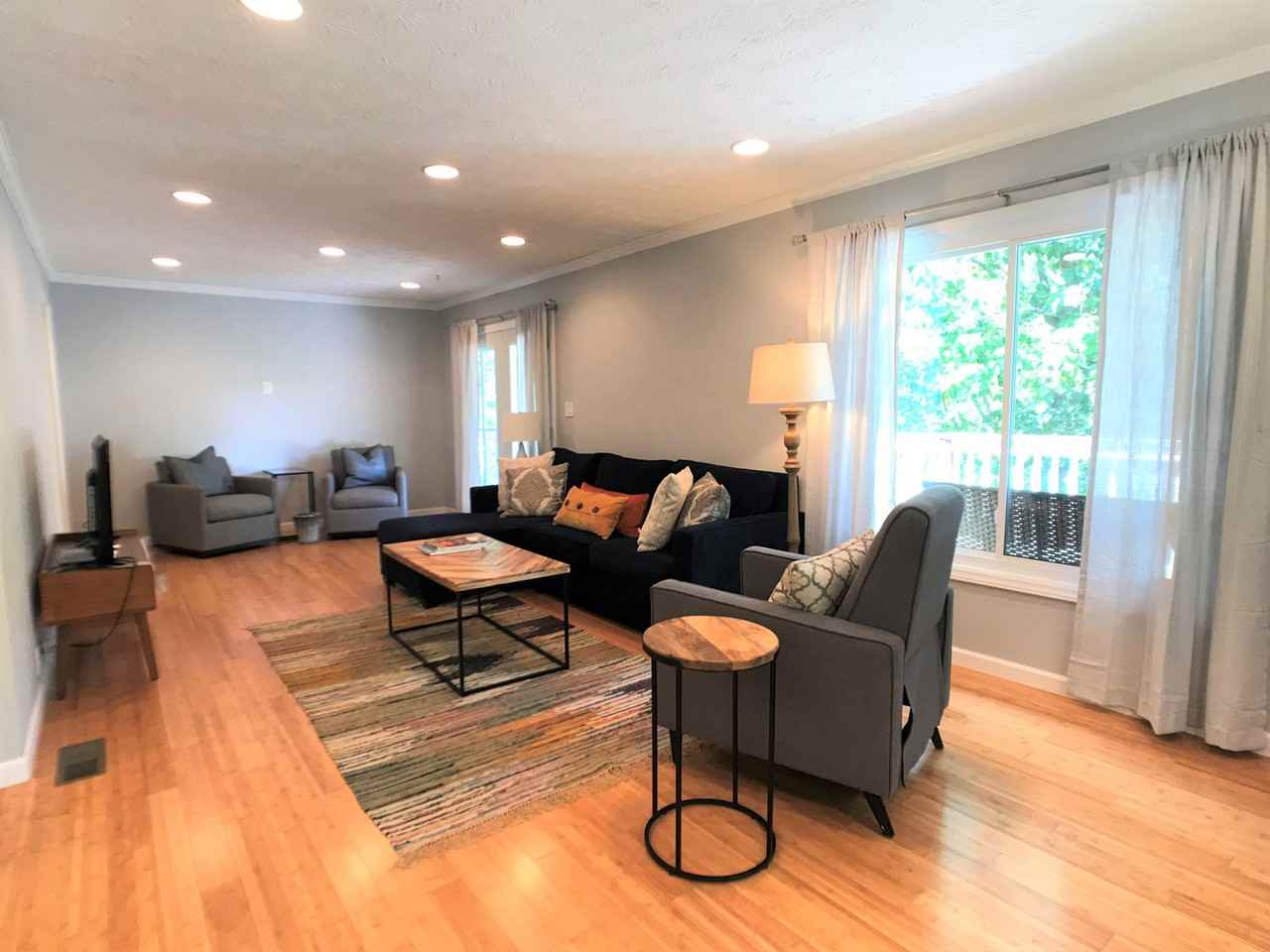 31 Arco Rd - Photo 3 of 12