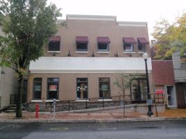 featured image of 128 W 4th St