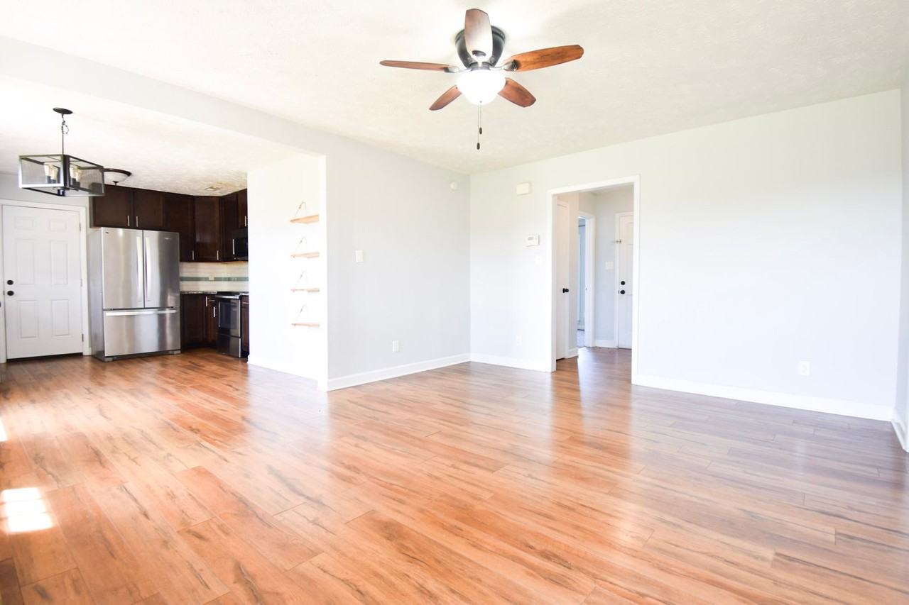 2209 Rustic Trail - Photo 5 of 20