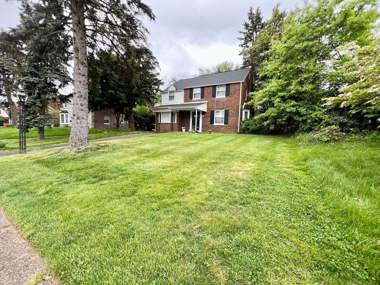 118 Dewey Rd - Photo 2 of 29