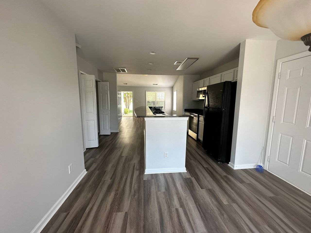 2004 Taras Trace Dr - Photo 6 of 14