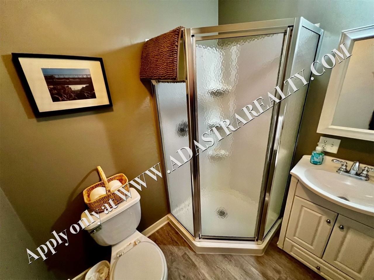 4545 Madison Ave - Photo 5 of 23