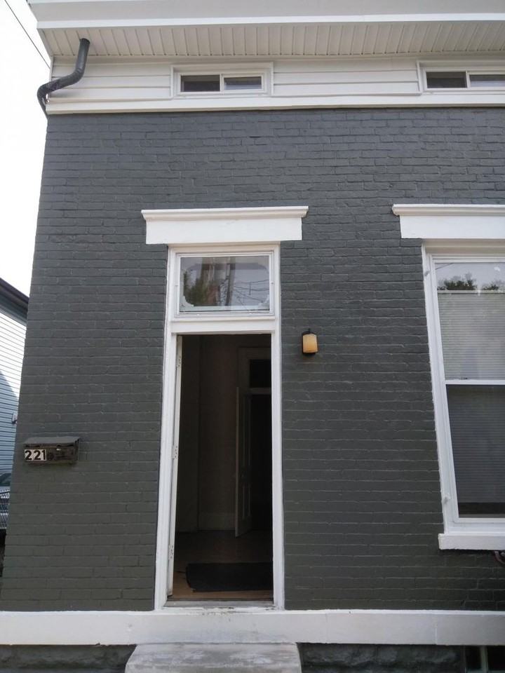 221 E Martin Luther King Jr Blvd