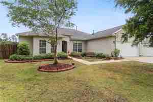 featured image of 329 E Silver Maple Dr #NA