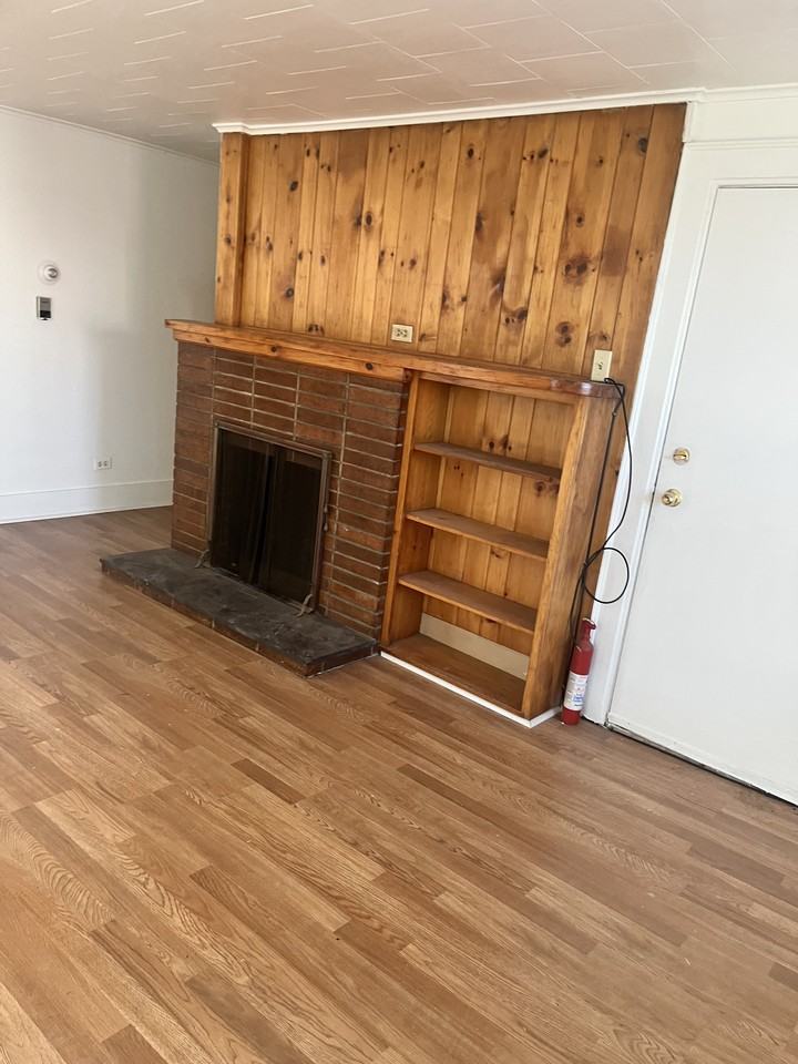 117 Cornelia St #A - Photo 2 of 9