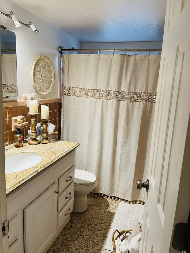 280 E Madeira Ave - Photo 6 of 9