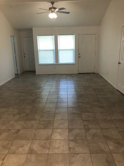 424 Whitney Ct #NA - Photo 2 of 8