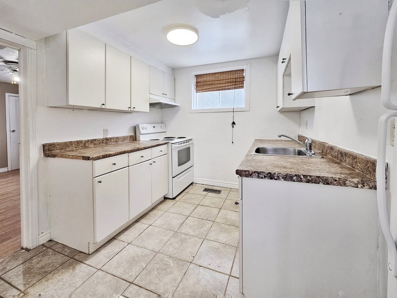 1256 Dorchester Avenue 1 - Photo 3 of 10