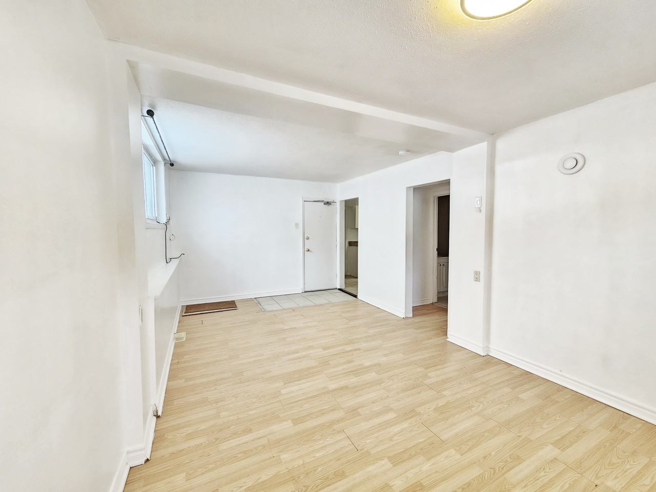 1256 Dorchester Avenue 1 - Photo 2 of 10