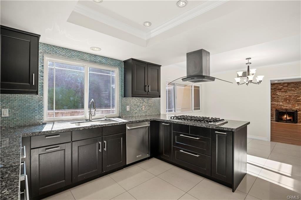 1210 Swarthmore Dr - Photo 3 of 8