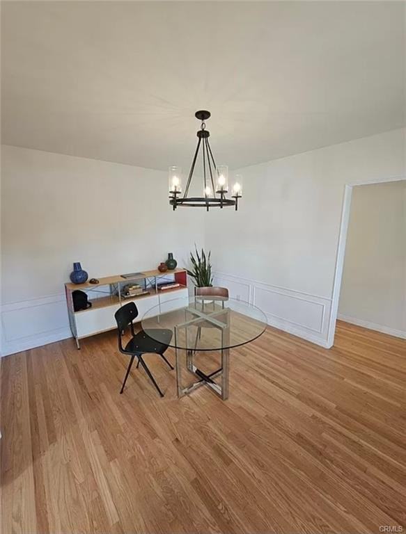 1260 Alma St - Photo 3 of 8