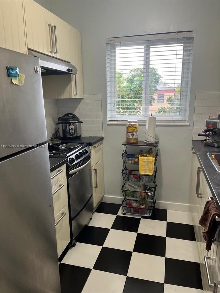 2341 Nw 14th St #1 - Photo 2 of 5