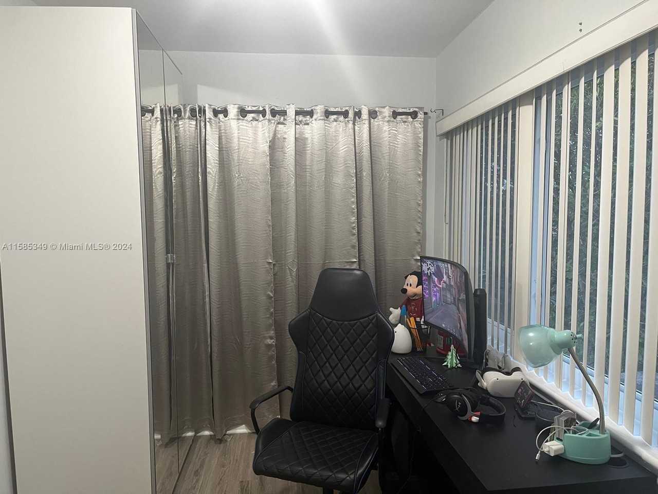 2341 Nw 14th St #1 - Photo 3 of 5