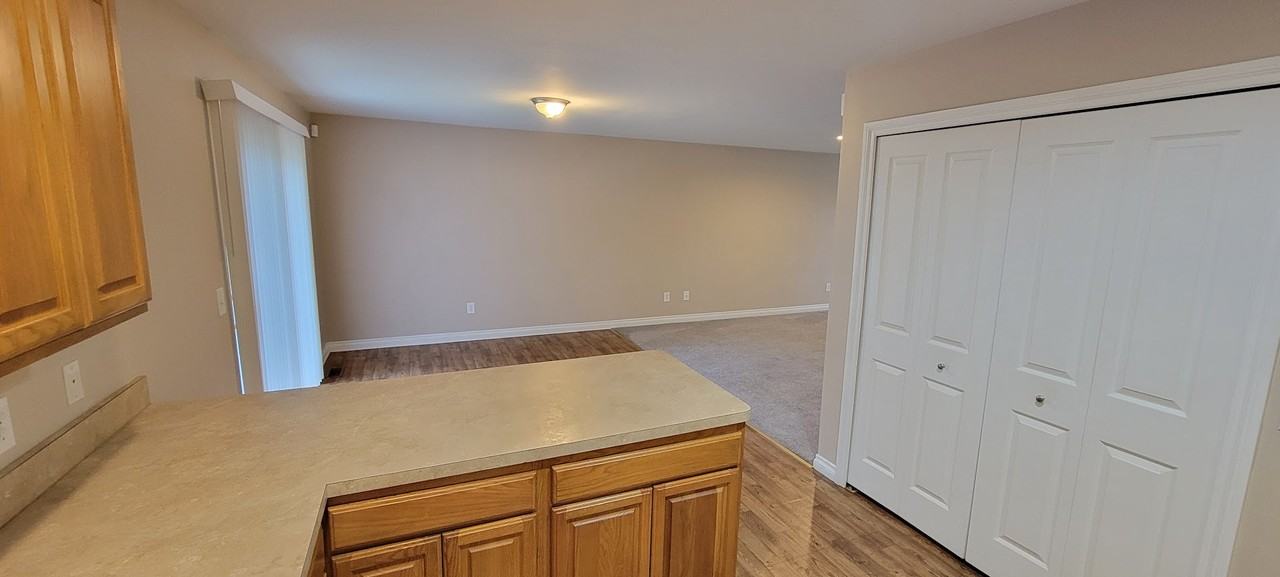 3285 E 11 Mile Rd - Photo 5 of 16