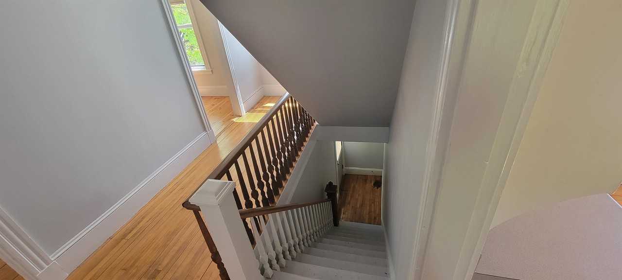 85B 1st St #85B - Photo 5 of 10
