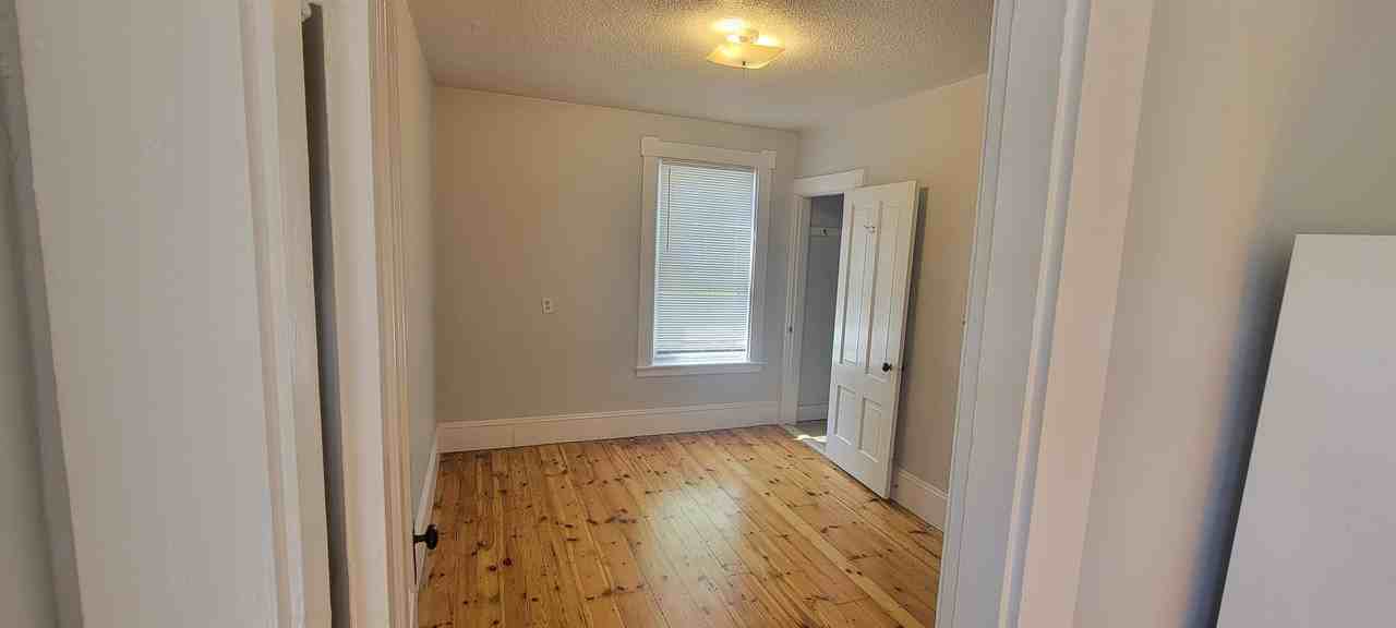 85B 1st St #85B - Photo 3 of 10