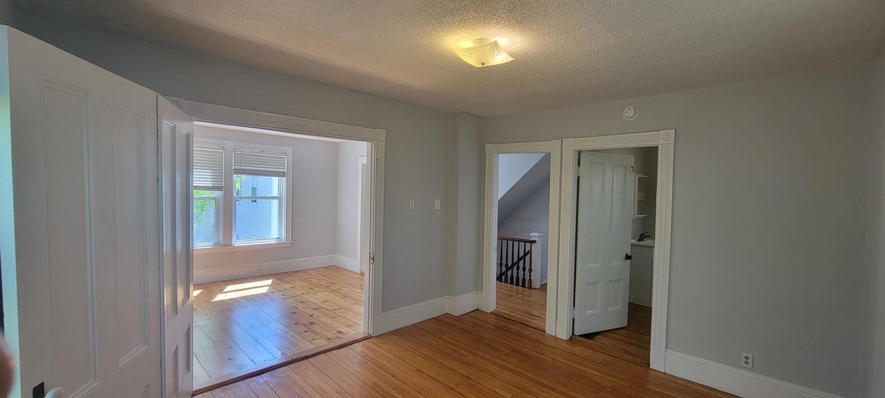 85B 1st St #85B - Photo 7 of 10