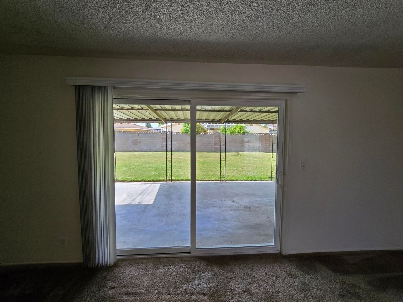 8762 Pacheco Ave - Photo 4 of 17