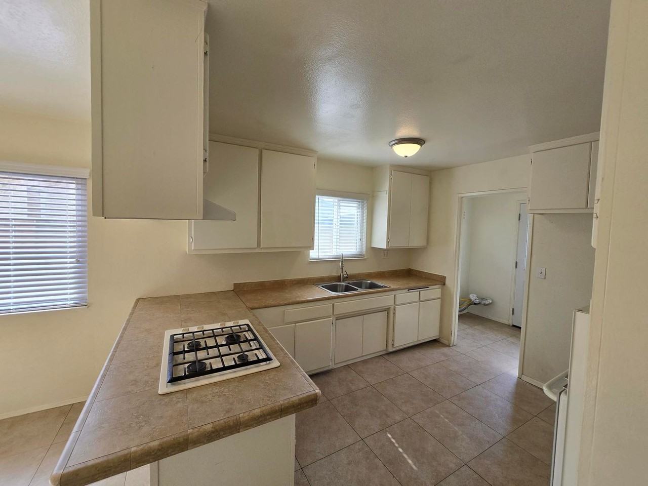 8762 Pacheco Ave - Photo 7 of 17