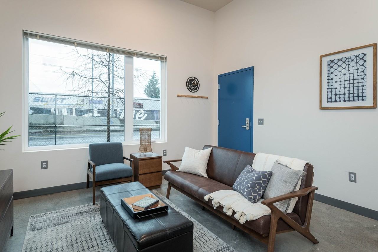 Dean River Apartments - Photo 5 of 50