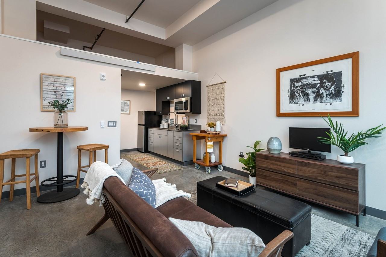 Dean River Apartments - Photo 6 of 50
