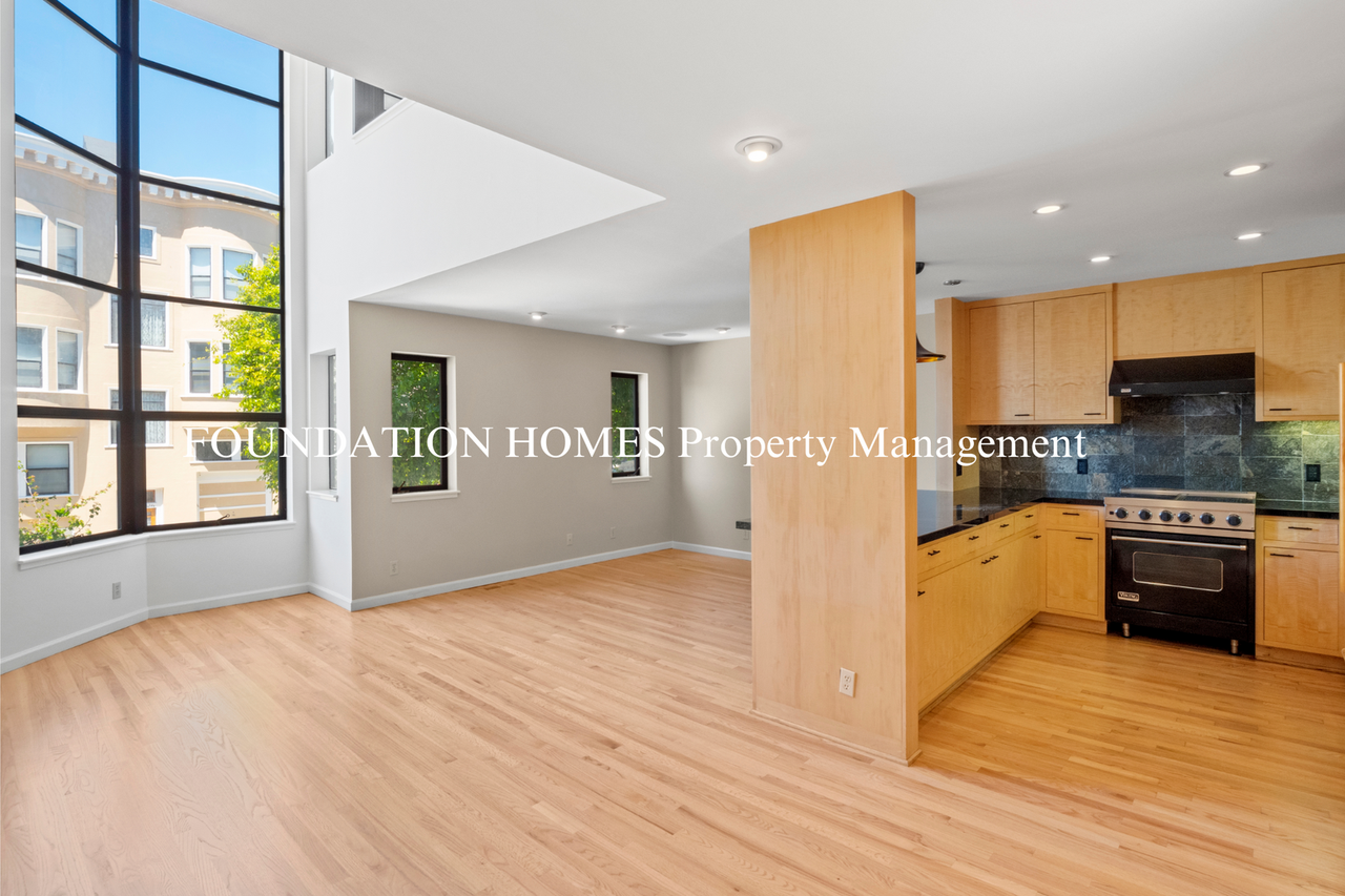 631A Greenwich St - Photo 2 of 14