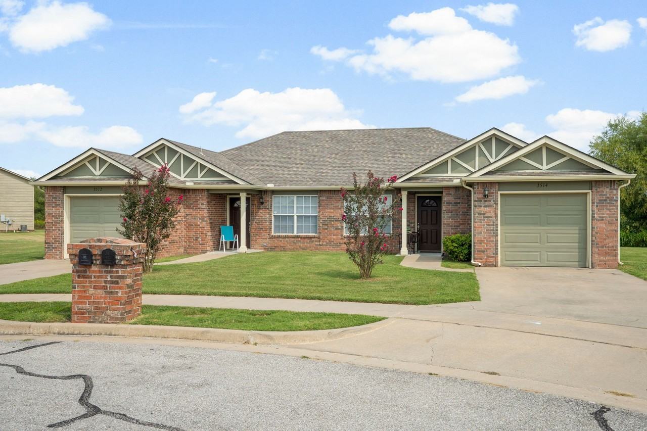 Glen Eagles Duplexes - Photo 5 of 5