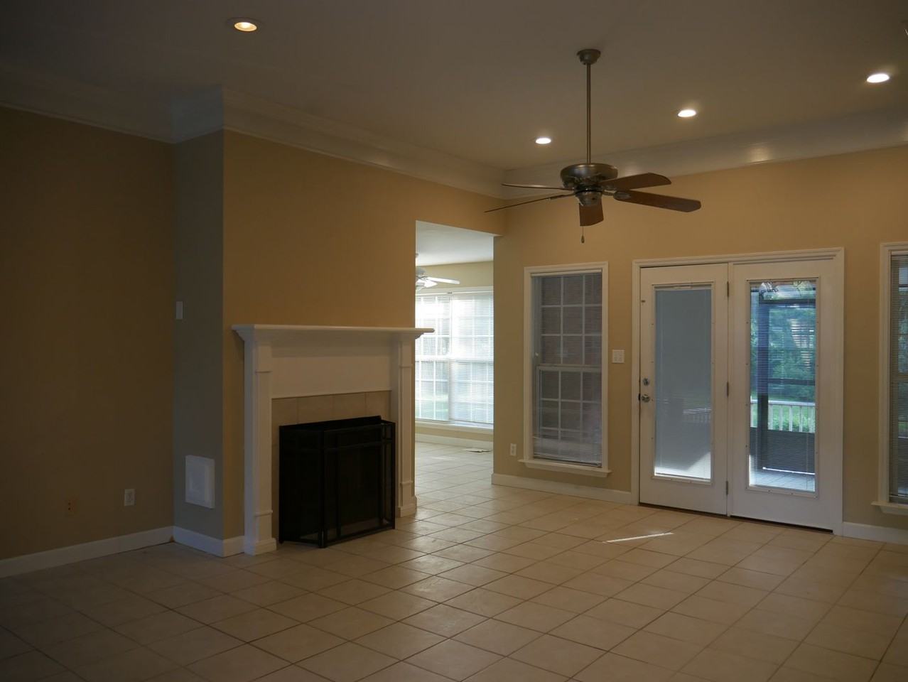 4906 Timberwood Dr - Photo 3 of 31
