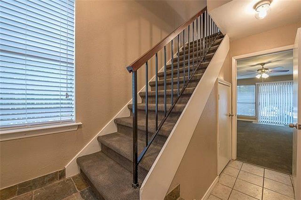 5829 Phoenix Dr - Photo 7 of 13